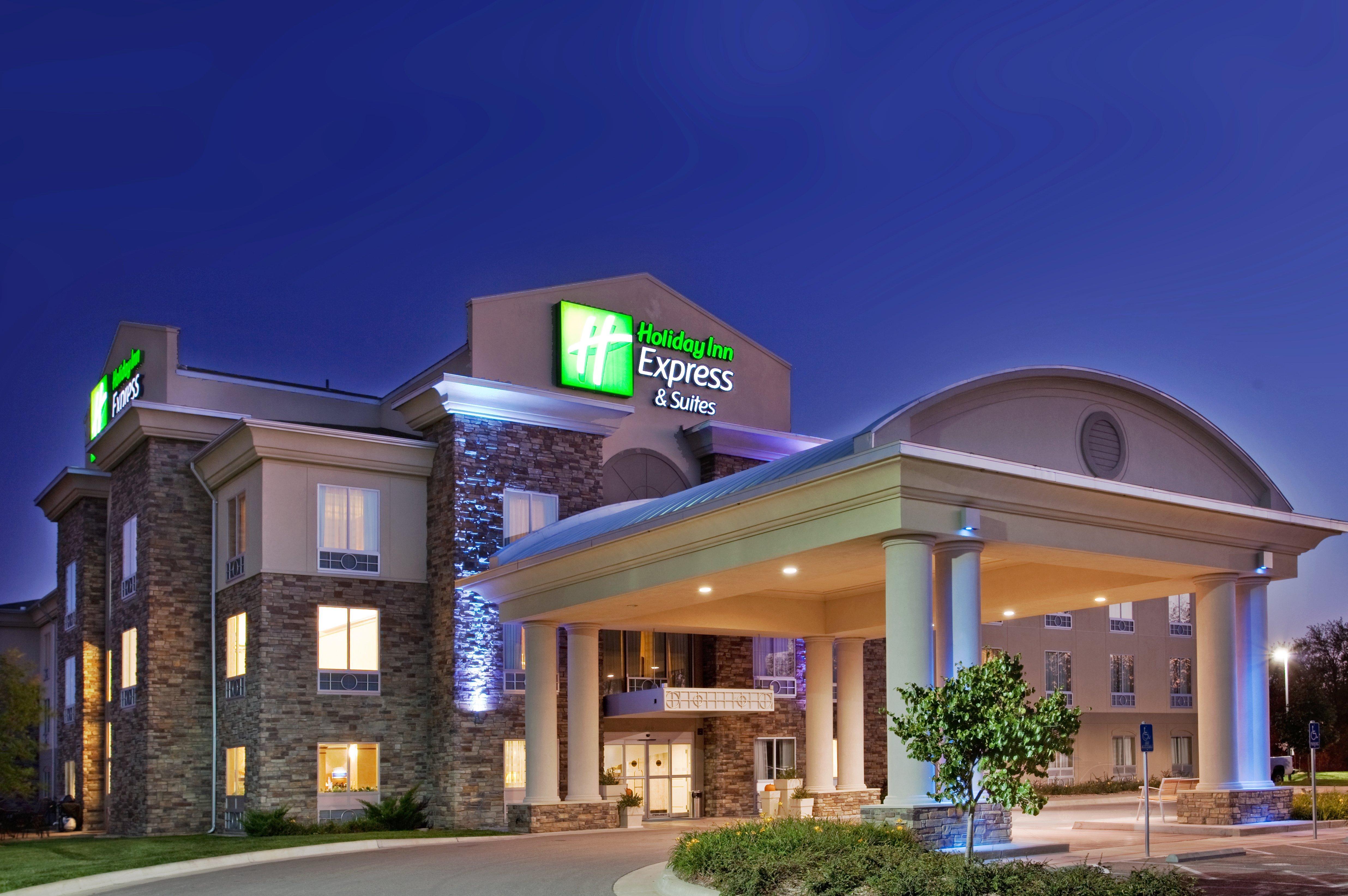 Holiday Inn Express & Suites East Wichita I-35 Andover, An Ihg Hotel Exterior photo